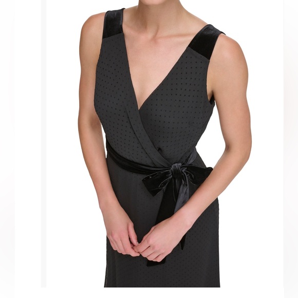 NWOT DKNY black faux wrap belted sleevless gown. Size 12. - Picture 5 of 5